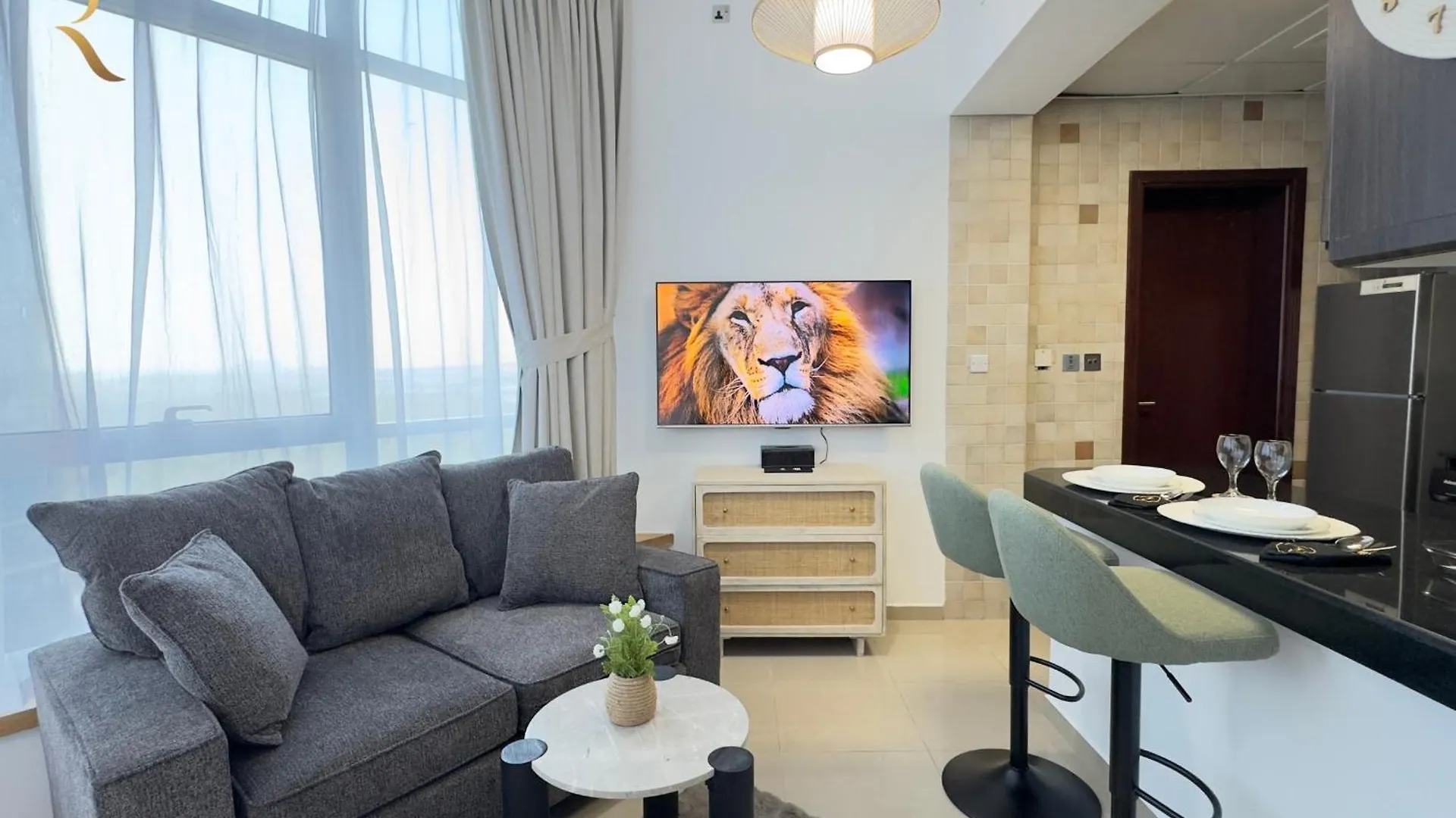 Peaceful Studio In Prime Al Reem Location 아부다비